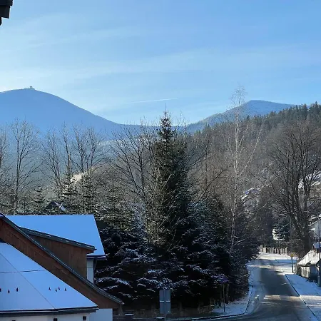 Essa - 3 아파트 카르파츠